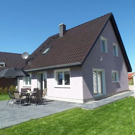 Ferienhaus In Am Salzhaff بيت للعطل